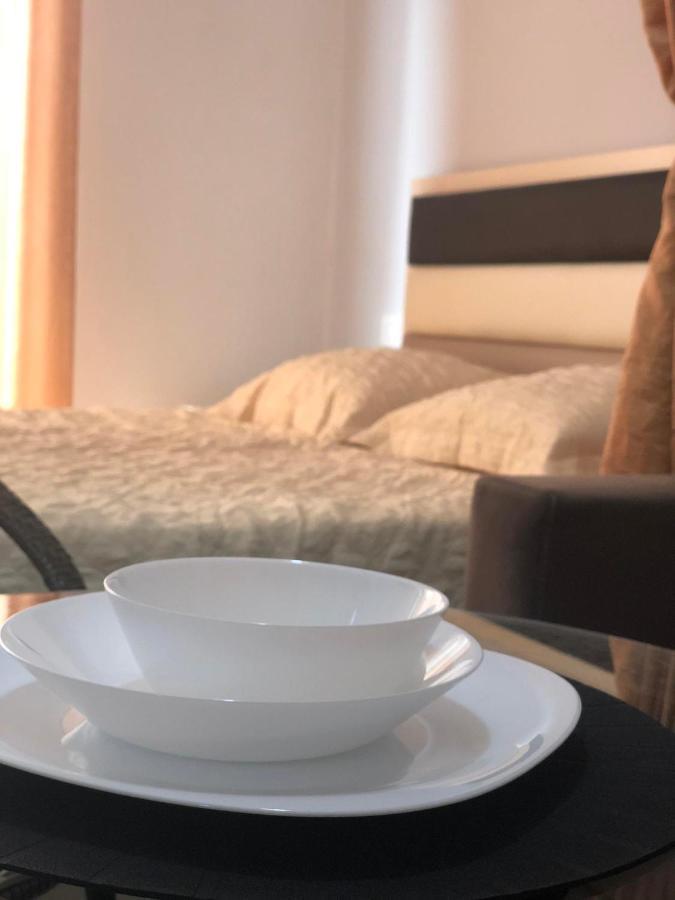 Apartamenti: Silk, Shëngjin المظهر الخارجي الصورة